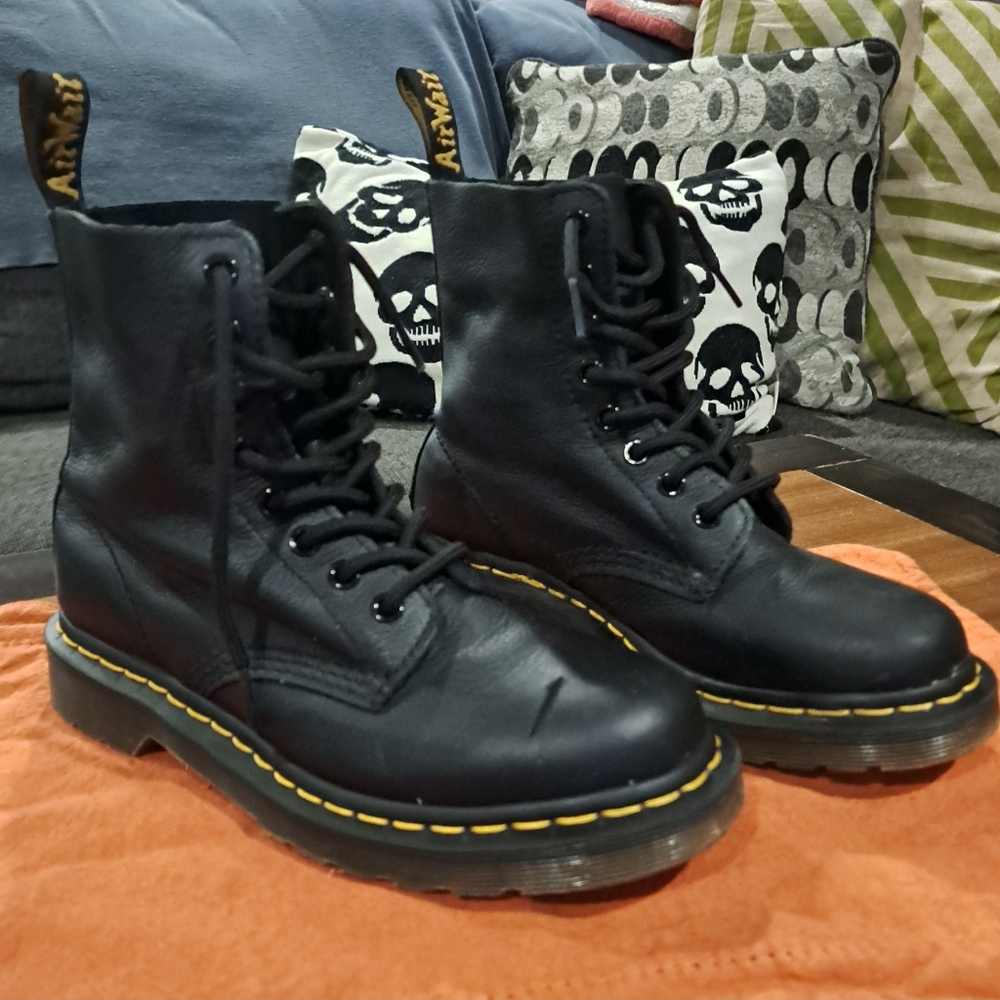 Dr. Marten black leather boots